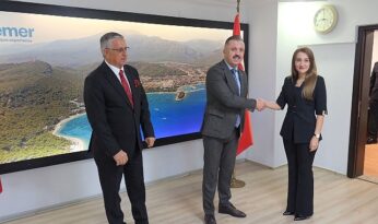 Kemer’de Cumhuriyet Bayramı coşkusu