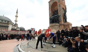 Taksim’de Cumhuriyet’in 102. Yıl Kutlaması