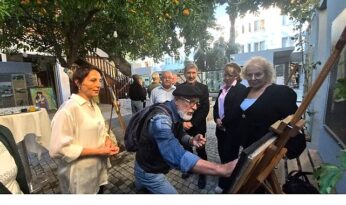 Başkan Topaloğlu resim sergisine katıldı