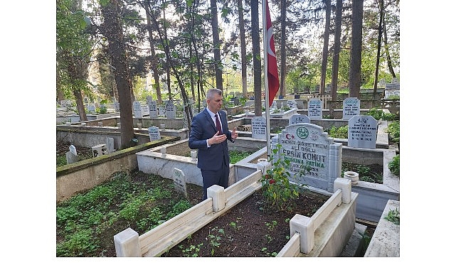 Gölcük’te Öğretmenler Günü Törenle Kutlandı