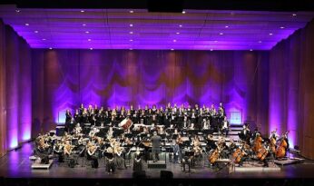 İDSO DenizBank Konserleri’nde Ulu Önder’e “Son Veda” ile saygı duruşu