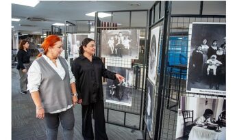 Karşıyaka Belediyesi’nden fotoğraf tarihine ışık tutan sergi