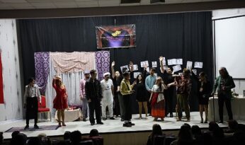 Kartepe Belediyesi’nden Tiyatro Ziyafeti