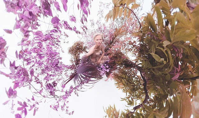 Sølve Sundsbø’nun Çektiği Elements Başlıklı 2026 Pirelli Takvimi, Prag’da Tanıtıldı