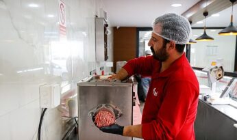 Antalyalıların tercihi ‘Halk Et’ 6 yaşında