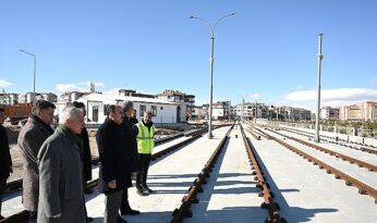 Başkan Altay: “Bütün Gücümüzle Şehrimizin Raylı Sistem Ağını Güçlendirmeye Gayret Ediyoruz”