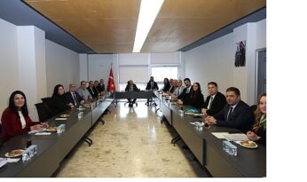 Başkan Şadi Özdemir sanayi bölgeleri temsilcileriyle bir araya geldi