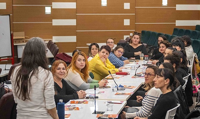 Bornova’da “Kadınların İnsan Hakları” için güçlü adım