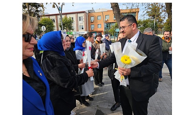 Gölcük’te 5 Aralık Dünya Kadın Hakları Günü Kutlandı