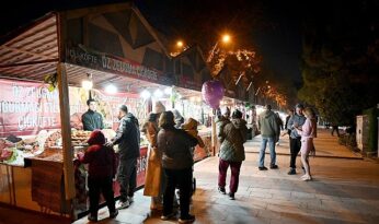 Kemer’de yılbaşı coşkusu musiki dinletisiyle başladı