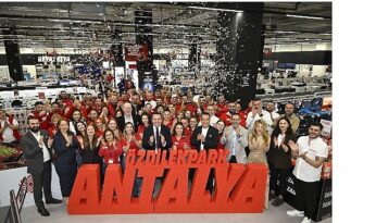MediaMarkt yılın son mağazasını Antalya’da açtı