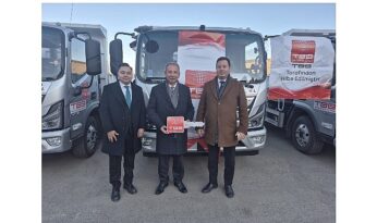 Salihli Belediyesi’ne Yeni Çöp Toplama Kamyonu