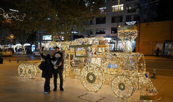 Yeni Yılın En Işıltılı Adresi: Kadıköy