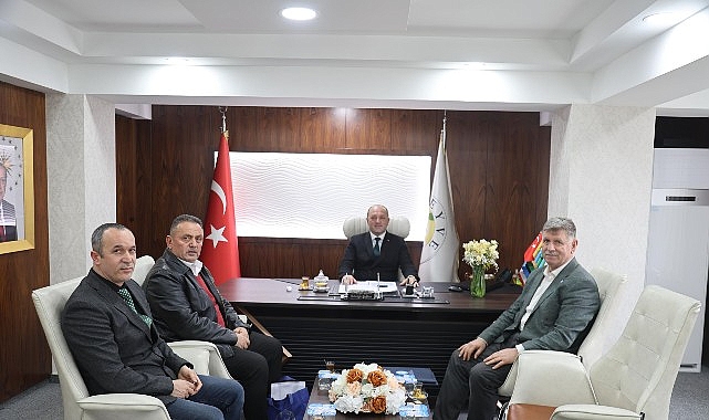 Yılın son gününde Başkan Tugay’la dayanışma sofrasında buluştular