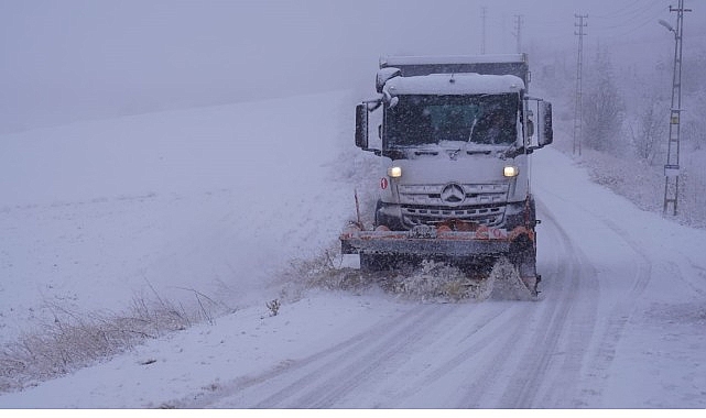 kecioren-belediyesinden-karla-mucadelede-seferberligi.jpg