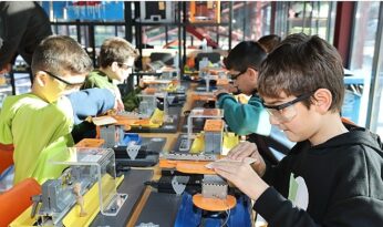 Nilüfer Belediyesi’nden çocuklara yarıyıl hediyesi