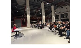 Nilüfer’de distopyada kadın kimliği tartışıldı