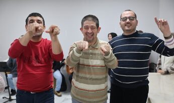 Özel İnsanlar Müzik Dolu Gecede Doyasıya Eğlendi