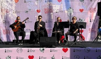 Aşkın melodileri Alsancak’ta yükseldi