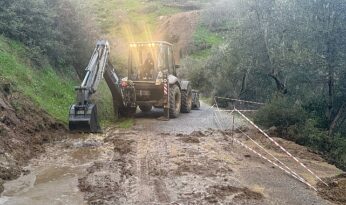 Başkan Çerçioğlu’nun Öncülüğünde Aydın’ın Tüm İlçelerinde Yol Yapım ve Yenileme Çalışmaları Sürüyor
