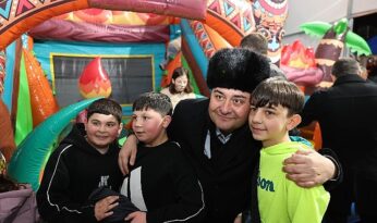 Başkan Özarslan Ramazan Sokağı’nı Ziyaret Etti