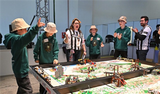 Genç mucitler Fuar İzmir’de yarıştı