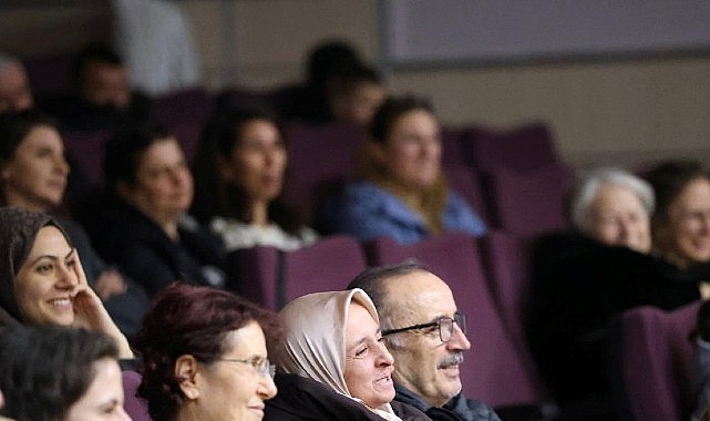 Kartepe’de Tiyatro Akşamı