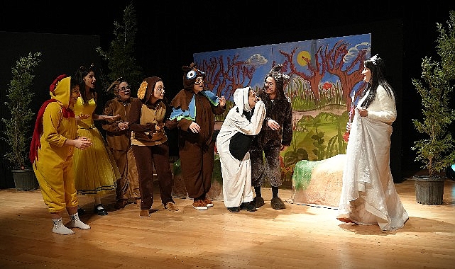 Masal Dünyası minik izleyicilerle buluştu