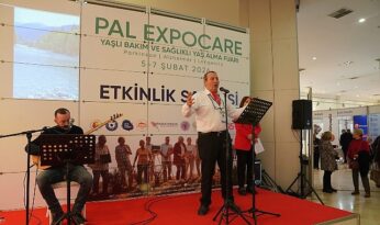 Seferihisar Belediyesi 3. Yaş Üniversitesi, PAL Expocare Fuarı’nda büyük ilgi gördü.
