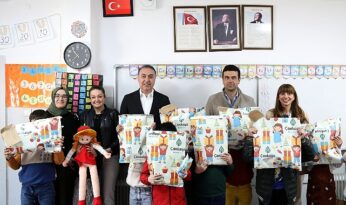 Çankaya Belediyesi’nden Karataşlı Çocuklara Bayram Hediyesi