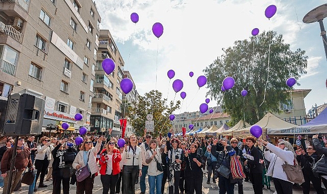 Konak’ta kadın emeği ve dayanışmasına festival gibi kutlama