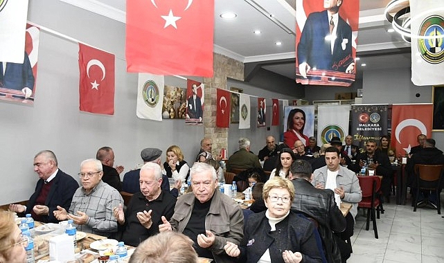 malkarada-gecmis-donem-belediye-baskanlari-ve-meclis-uyeleri-iftarda-bulustu.jpg