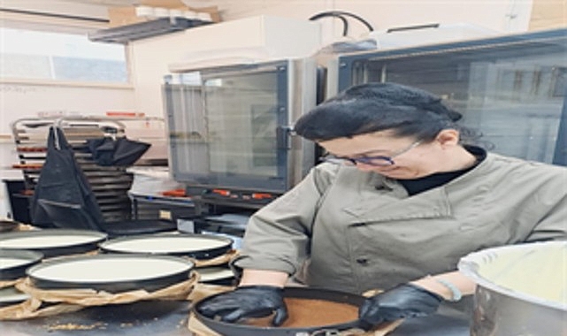 Meslek Fabrikası ile altın bileziği taktı, Hollanda’da pastacı oldu